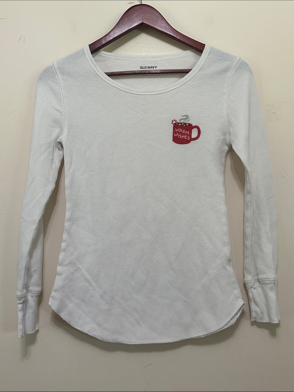 Old Navy White Long-Sleeve Thermal Top with Red Mug Graphic
